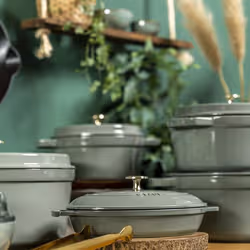 Staub La Cocotte 3,7 L Rond Fonte Plat à cuisson - Vue supplémentaire 8