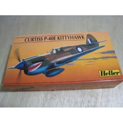 Maquette - HELLER - Avion P-40E KITTYHAWK - 42 pièces - Chasseur Deuxième Guerre Mondiale