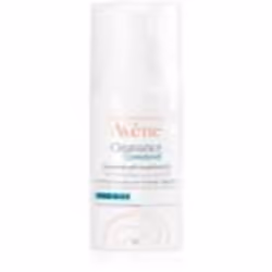 Éliminez rapidement et efficacement les points noirs de votre peau à tendance acnéique. Le traitement concentré Avène Cleanan ...