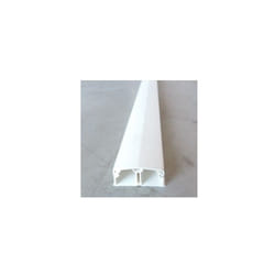 Moulure blanche 34x17mm (vendu au mètre) 1 cloison avec couvercle Atriane 6130953 Rehau 735721