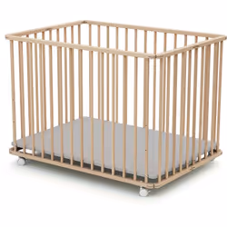 Parc bébé pliant en bois WEBABY Le parc pliant bébé Webaby sera parfait pour que votre bébé puisse s'épanouir ! Une fois le p ...