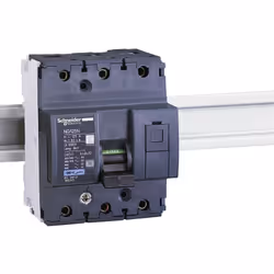 Complémentairesfréquence du réseau : 50/60 Hz[Ue] tension assignée d'emploi : = 375 V CC220...240 V CA 50/60 Hz380...415 V CA ...