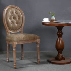 Lot de 2 chaises de style médaillon Louis XVI Bois patiné & Simili capitonné taupe