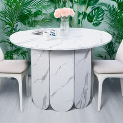 Table ronde style japandi extensible 310cm Tulipa rallonges intégrées Effet marbre Blanc