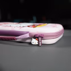 Konix Housse de protection Hello Kitty 3D pour Switch 2 - Vue supplémentaire 5