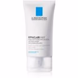 Double effet sur les peaux grasses et à problèmes&nbsp;: le soin matifiant La Roche-Posay Effaclar Mat aide à resserrer les pores et lutte efficacement contre la surproduction de sébum cutané chez les adolescents et les adultes. Après application