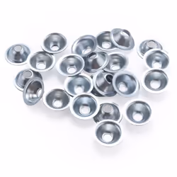 Rosace conique de 9 mm de hauteur et 25 mm de diamètre pour assurer le maintien d'un collier de fixation contre la cloison. E ...