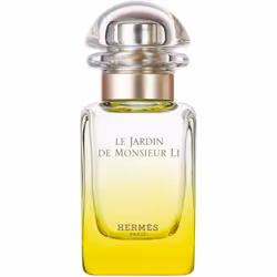 LA CRÉATION
L’Eau de Toilette Le Jardin de Monsieur Li raconte un jardin chinois entre réel et imaginaire. Créée par le parfu ...