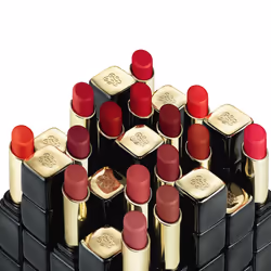 Guerlain KissKiss Tender Matte Rouge à lèvres mat lumineux confort 16H 940 My Rouge 2.8 g - Vue supplémentaire 4