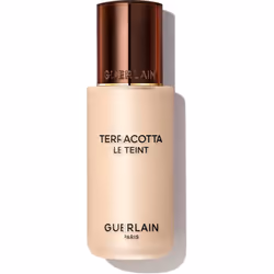 Effet bonne mine assuré, même après un séjour au grand air ! Le fond de teint fluide Guerlain Terracotta Le Teint allie ...