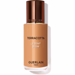À la suite de Terracotta Le Teint, le fond de teint au fini mat lumineux, Guerlain complète sa franchise iconique et se met a ...