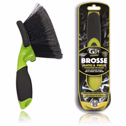 Dotée d’une poignée robuste et de poils souples , la brosse jantes et pneus, passages de roue, GS27 permet d'assurer un netto ...