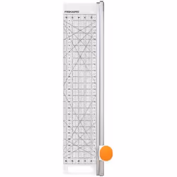 2 outils en 1 qui permettent de couper droit de manière rapide et facileMesure et Coupe avec un seul outilCoupe jusqu'à 8 cou ...