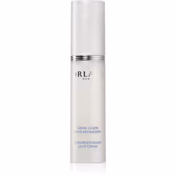 Illuminez votre peau et effacez tous les signes du temps ! La crème légère hydratante Orlane Hydratation Program fournit à vo ...