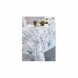 Nappe en toile cirée 90% PVC et 10% polyester, imperméable, vernis anti-tache. Se nettoie d'un coup d'éponge.