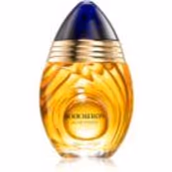 Découvrez le charme et l'élégance d'un parfum iconique inspiré par l'art des orfèvres parisiens de la Place Vendôme, le centr ...