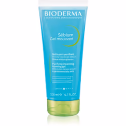 Le gel nettoyant Bioderma Sébium Gel Moussant est conçu pour parfaitement nettoyer les peaux mixtes à grasses de manière très ...
