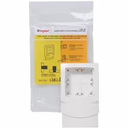 Le cadre simple Legrand pour appareillage saillie est spécialement conçu pour une installation soignée le long de moulures de ...