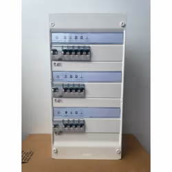Description générale Le coffret électrique DRIVIA est conçu pour les logements de type T5, conforme à la norme NF C 15-100. É ...