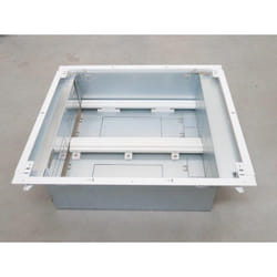 Bac + cadre métal 2 travées 507x521x166mm pour coffret 2R + panneau Enedis + coffret de communication basique DRIVIA 13 LEGRAND