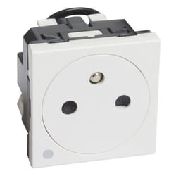 Legrand 077135 prise de courant