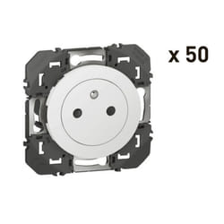 Lot spécial chantier de 50 prises de courant 2P+T Surface Dooxie 16A - Blanc - 600635 - Legrand
