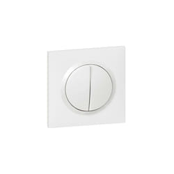 Dooxie Transformeur pour réaliser 5 fonctions va-et-vient et poussoir dooxie one livré avec plaque carrée blanche et griffes