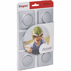 Ce lot de 6 interrupteurs ou va-et-vient Dooxie en finition aluminium conjugue efficacité, fiabilité et design moderne pour é ...