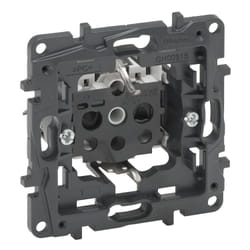 Legrand 864021 prise de courant