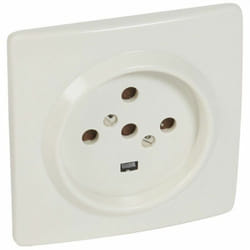 Legrand - 055457 Socle 4P + tt 20A 380V alveolo protection 95x95