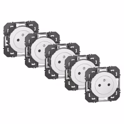 Nom du produit : Lot de 5 prises avec terre Marque du produit : LEGRAND Nom de la série : Dooxie Type de produit : A assemble ...