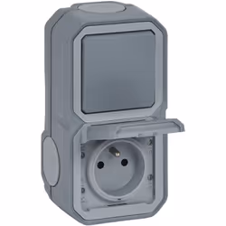 La prise de courant avec va-et-vient Plexo complet saillie gris, proposée par Legrand, est une solution étanche et robuste po ...