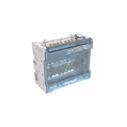 Description générale Le répartiteur modulaire Legrand 400406 est conçu pour rassembler les arrivées et départs des circuits é ...