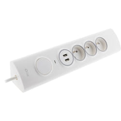 Otio - Multiprise d'angle 3P 16A + 1P 16A latérale + 2 usb parafoudre précâblée - Blanc