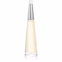 Tout comme le soleil illumine les pétales des fleurs, l’eau de parfum pour femmes Issey Miyake L'Eau d'Issey caresse les sens ...