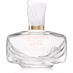 Chaque femme mérite de recevoir de magnifiques bouquets de fleurs. L’eau de parfum Jeanne Arthes Cassandra Rose Jasmine évoqu ...