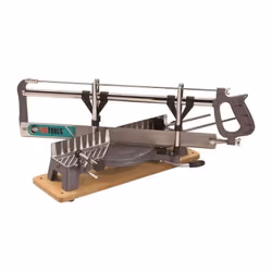 Description générale La scie à onglet manuelle FARTOOLS SOM 550B est conçue pour scier avec précision le bois et le PVC. Elle ...