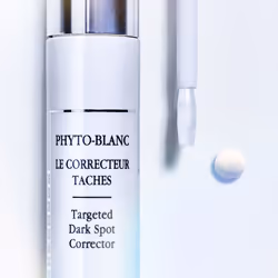 Sisley Phyto-Blanc Targeted Dark Spot Corrector Concentré pour le visage 7 ml Femmes