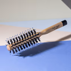 Sisley The Blow-Dry Brush N°2 Universel Brosse à cheveux ronde Noir, Bois 1 pièce(s) - Vue supplémentaire 6