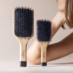 Sisley La Brosse De Poche Brillance & Douceur Adulte Brosse à cheveux rectangulaire Bois 1 pièce(s) - Vue supplémentaire 2