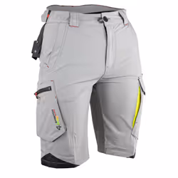 Un short de travail multipoches adapté aux fortes chaleurs, conçu dans un tissu Ripstop résistant, léger et stretch dans les ...