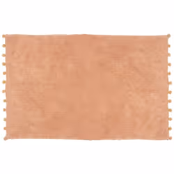 Très joli tapis rectangle en coton et polyester avec pompons coloris rose de dimensions 100 x 150 cm. Pour améliorer la déco ...