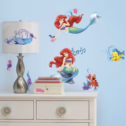 Stickers géant Ariel la Petite Sirène Collection 100% licence Disney La Petite Sirène : Ariel, Polochon, Sébastien Décorez la ...