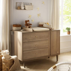 Commode 3 tiroirs et 1 porte avec détail imitation bois texturé et pieds bois - MOKKA