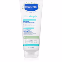 Le produit Mustela Bébé nettoie la peau de l’enfant en douceur.