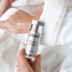 Lierac ROSILOGIE DOUBLE CONCENTRÉ NEUTRALISANT ROUGEURS INSTALLÉES 30 ml - Vue supplémentaire 3