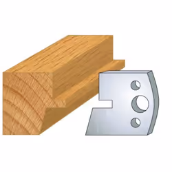 Jeu de 2 fers Hauteur 40mm Entr'axe 24mm Epaisseur 4mm Languette chanfrein 15° Fers réaffutables Se monte sur porte outils 40 ...
