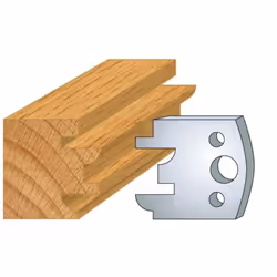 Jeu de 2 fers Hauteur 40mm Entr'axe 24mm Epaisseur 4mm Profil / contre-profil Fers réaffutables Se monte sur porte outils 40  ...