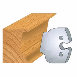 Jeu de 2 fers Hauteur 50mm Entr'axe 24mm Epaisseur 5,5mm Multi moulures Fers réaffutables Se monte sur porte outils 50mm entr ...