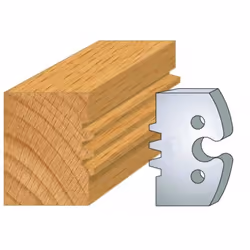 Jeu de 2 fers Hauteur 50mm Entr'axe 24mm Epaisseur 5,5mm Trapèze double Fers réaffutables Se monte sur porte outils 50mm entr ...